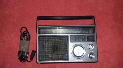 RADIO PANASONIC GX3II , MODEL RF-1403JBS .FUNCTIONEAZA . foto