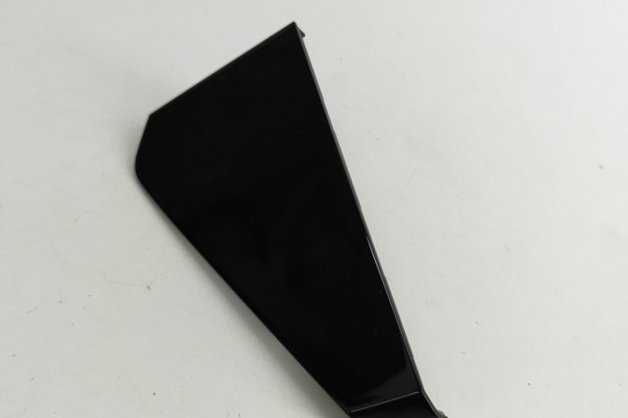 nerasta AUDI E-TRON GEN 2020 OEM: 4KR857968 25313454