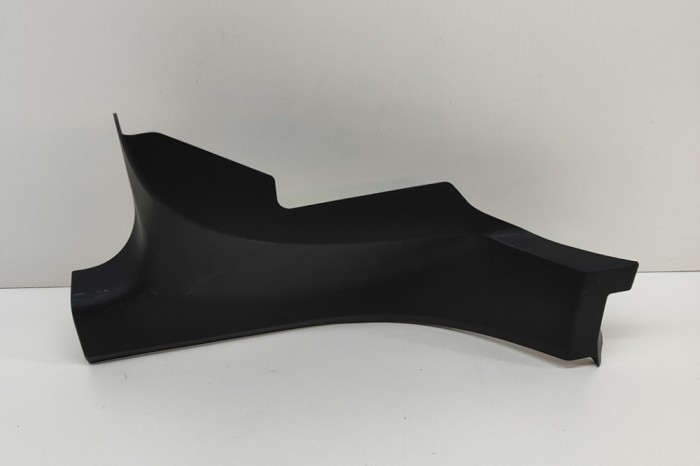 Ornament st&acirc;lp spate st&acirc;nga TESLA MODEL 3 2023 OEM: Sedan | 22061624