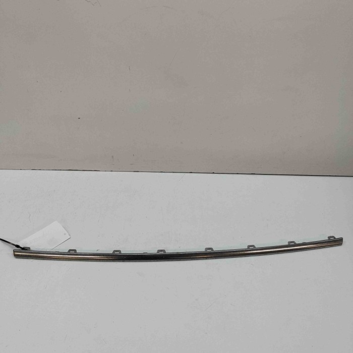 Bandou bara de protecție st&acirc;nga față VW PASSAT Variant B7 365 2012 OEM: 3AA853765 30661055