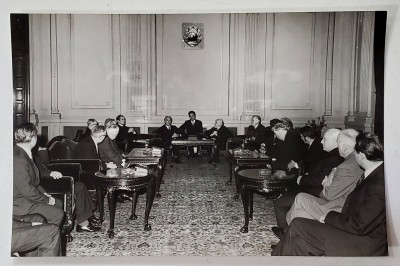 STEFAN VOITEC SI INALTI OFICIALI ROMANI SI STRAINI , FOTOGRAFIE DE GRUP , ANII &amp;#039;70 foto