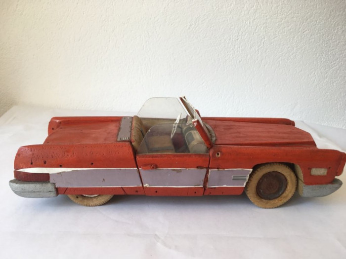 Masina masinuta lemn Cadillac, macheta veche, vintage, 30x9x10 cm