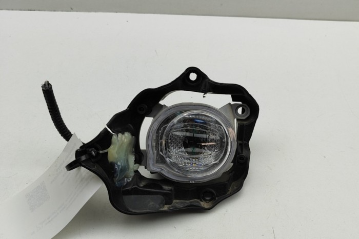 Proiector ceață st&acirc;nga față TOYOTA YARIS CROSS MXP_ 2024 OEM: 52113-0D230,81221-02190 | 31546874