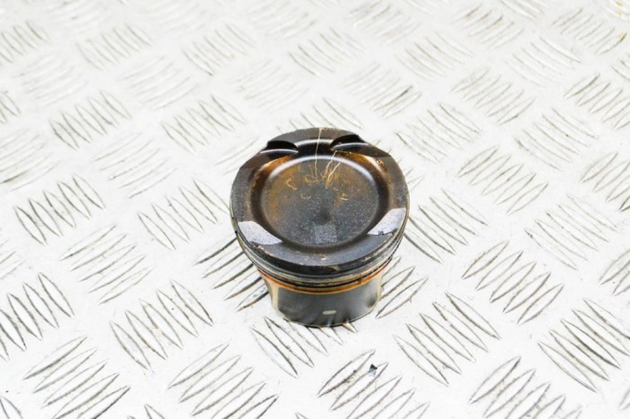 Piston NISSAN QASHQAI II J11, J11_ 2019 OEM: AJ05N | 13970579