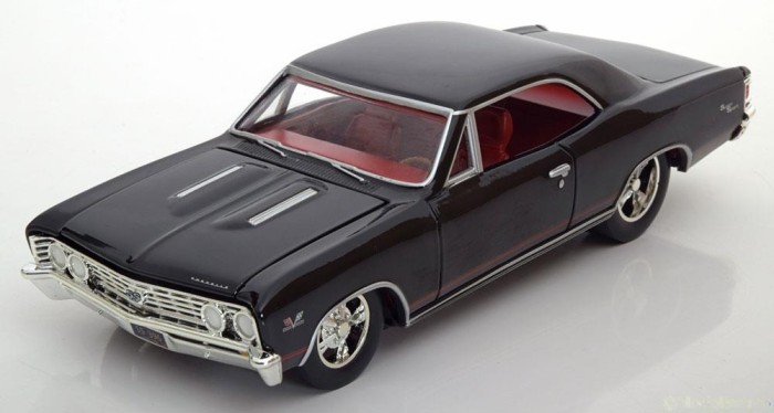 Macheta Chevrolet Chevelle SS 1967 - ERTL/Autoworld 1/24