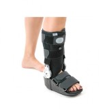 Vita Orthopaedics Rom Scurt cu aer cald Glezna 35cm &icirc;n Negru Culoare Size S: Shoe size 36-39