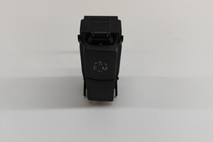 Comutator MERCEDES-BENZ CLS C218 2014 OEM: A2129051202,3389100100 30323673