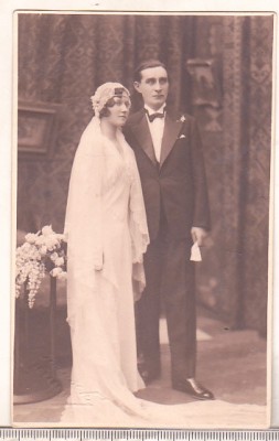 bnk foto Portret de cuplu - Foto Baraschy Bucuresti 1932 foto