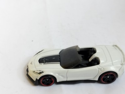 bnk jc Hot Wheels 2020 - Corvette C7 Z06 Convertible - Multipack exclusive foto