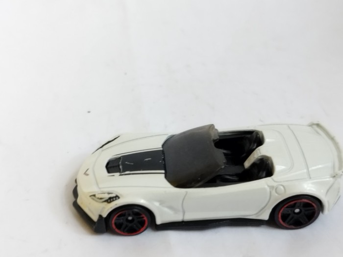 bnk jc Hot Wheels 2020 - Corvette C7 Z06 Convertible - Multipack exclusive