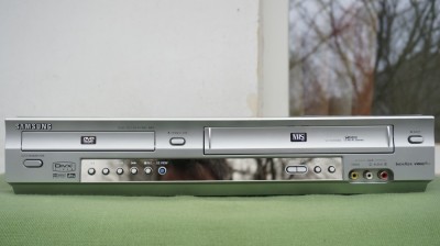 Video recorder VHS combo cu DVD player Samasung SV-DVD640 DEFECT foto