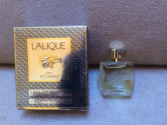 Mini Parfum Pour Homme by Lalique (4,5 ml) Mini Parfum Pour Homme by Lalique (4,5 ml)