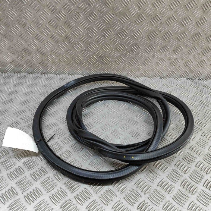 Garnitura ușă dreapta față VW T-CROSS C11 2024 OEM: 2GM867912C