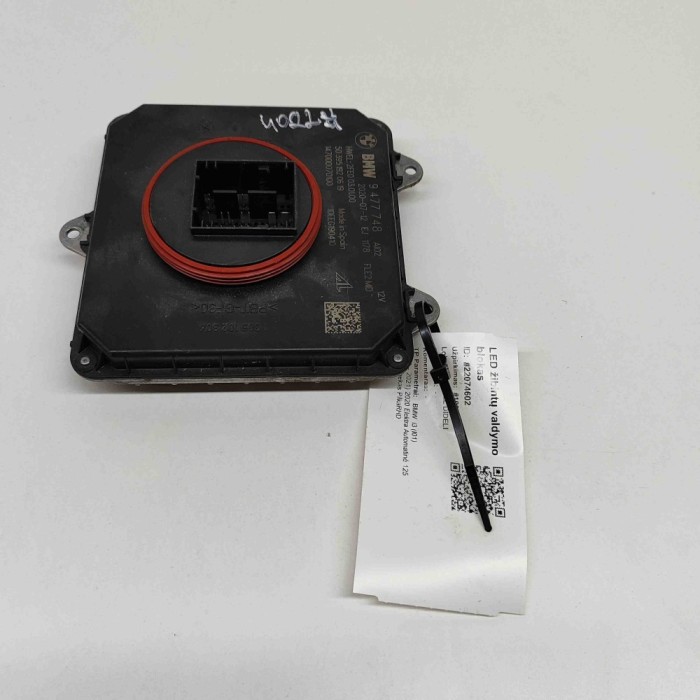 Unitate de control lumini LED BMW i3 I01 2020 OEM: 9477748,1305102304 22074602