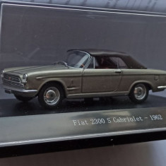 Macheta Fiat 2300 S Cabriolet 1962 - Starline 1/43