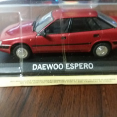 Macheta DAEWOO ESPERO 1997 - DeAgostini Masini de Legenda , 1/43, noua.