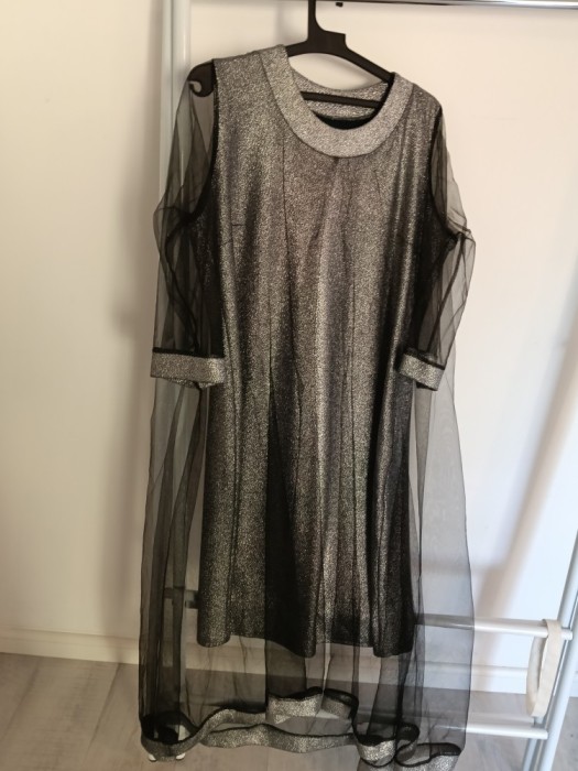 Vand rochie ocazie