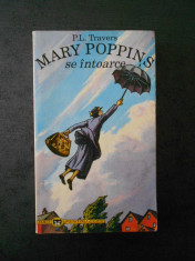 P. L. TRAVERS - MARY POPPINS SE INTOARCE foto