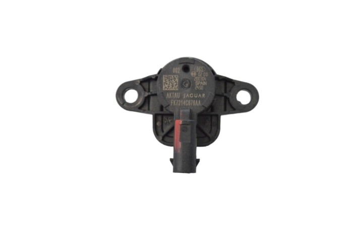 Senzor de impact dreapta față JAGUAR I-PACE X590 2020 OEM: FK72-14C676-AA 23563407
