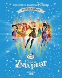 Clopotica si Zana Pirat. Biblioteca magica Disney, Litera