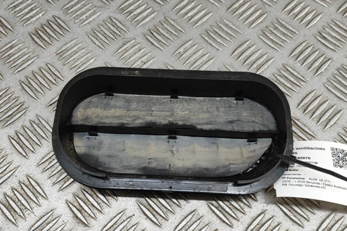 Grila de ventilație caroserie AUDI Q5 FY 2024 OEM: 6R0819465C | 31945076