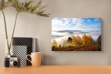Tablou Canvas, "Toamna &icirc;nvăluind munții &icirc;n ceață", Frumusețe, Natură, Culoare, Toamnă, Munte, Cer, Nor, Pădure, Peisaj, Lumină, 39 x 26 cm, CMCLASS