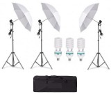 Cumpara ieftin Kit de 3 umbrele albe, 3 trepiezi reglabili 200 cm, 3 becuri 85W, geanta de transport inclusa