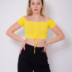 Top cropped elastic galben Pull&Bear