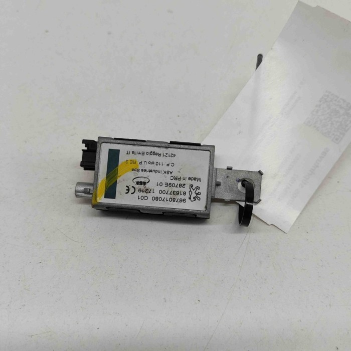 Amplificator de antena CITRO&Euml;N DS7 Crossback 2021 OEM: 9878017080