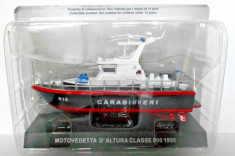 Macheta Motovedetta D`altura Classe 800 - 1998 CARABINIERI scara 1:43 foto