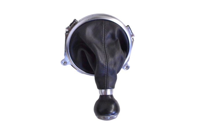 Nuca schimbător de viteze AUDI TT 8J3 2007 OEM: 8J0711113 15202616