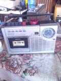 Radio Casetofon Sanyo Model M 2402-2F