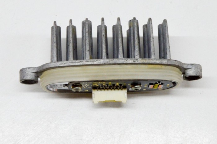 Modul xenon far st&acirc;nga față SKODA OCTAVIA III Combi 5E5 2019 OEM: 1420000245 20803609