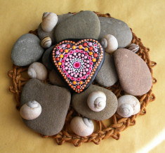 Mandala Stone 11, Spiritual Yoga &amp;amp; Meditation Dot Art pictura acrilica pe piatra foto