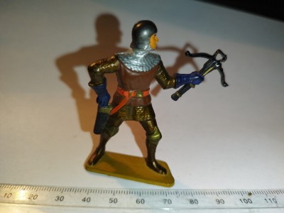 bnk jc Starlux - cavaler cu arbaleta foto