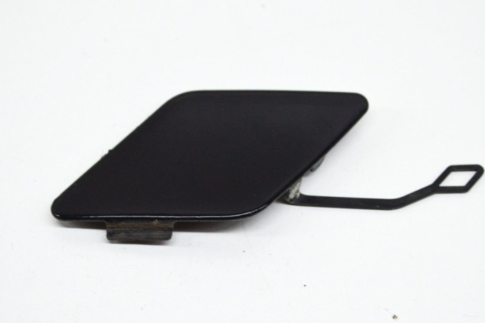 Capac c&acirc;rlig de remorcare bara de protecție spate BMW 3 F30, F80 2013 OEM: 7301464 16028421