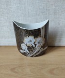 Vaza porțelan fin model floral deosebit