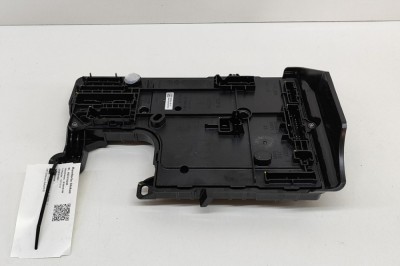 Modul de confort TESLA MODEL 3 2023 OEM: 1566853-00-A,1567454-00-B,1497848-00-E 23318245 foto