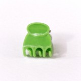 Cumpara ieftin Clema par mini verde 1 cm, model clasic, accesoriu prindere pentru fete si femei