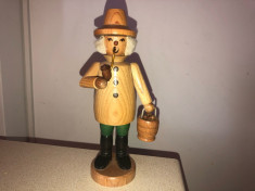 Soldati,figurine,artizanat german din lemn pictat foto