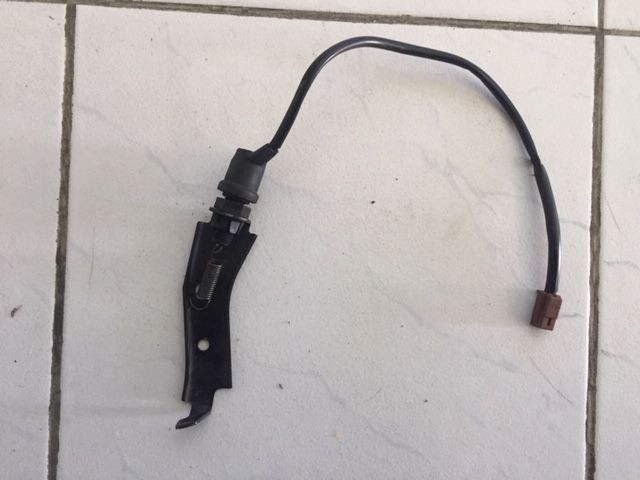 Contact frana spate Yamaha FZ6 (RJ07) 2004-2007