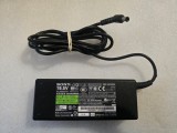 &Icirc;ncărcător laptop Sony 19.5V, 3.9A, 76W (Model VGP-AC19V33), Mufă 6.5 x 4.4 mm cu Pin