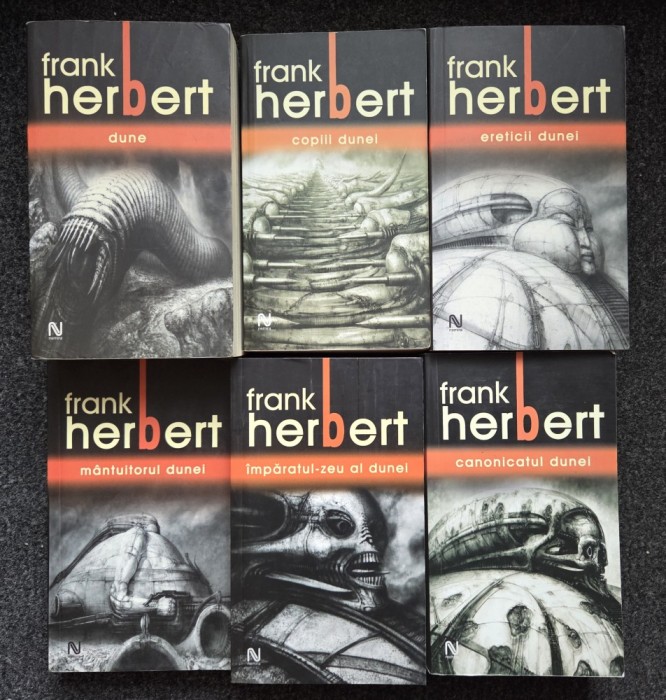 DUNE - Frank Herbert (6 volume - complet)