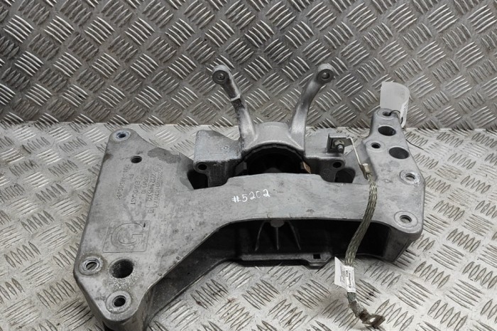 Suport cutie de viteze BMW 3 G20, G28 2024 OEM: 9485332,9485330 | 30619540