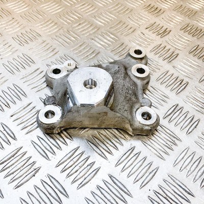 Suport motor dreapta PORSCHE MACAN 95B 2017 OEM: 9461152111R,946.115.211.1R,94611521131,946.115.211.31 10768964 foto