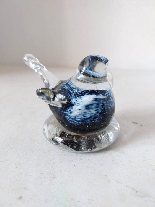 Pasare de sticla, eticheta Mundgeblasen DK Handgearbeitet, facuta manual, 5cm inaltime x 7cm x 6cm