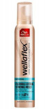 Wellaflex Spumă pentru păr cu fixare extra puternică, 200 ml