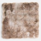 Pernă decorativă pentru scaun, Blana artificială, Model reliefat, 40x40cm, Bej Maro, CMCLASS