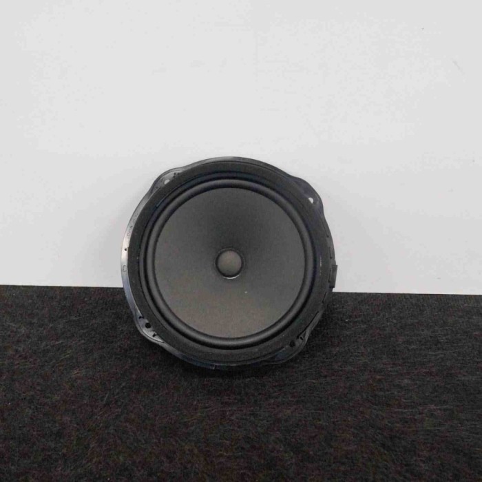 Difuzor ușă dreapta față AUDI A3 Limousine 8VS, 8VM 2016 OEM: 8V0035415C 3488166