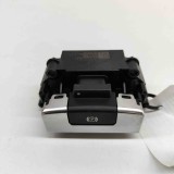 Buton fr&acirc;nă de m&acirc;nă JAGUAR I-PACE X590 2019 OEM: J8A2-2B623-AS | 22853781